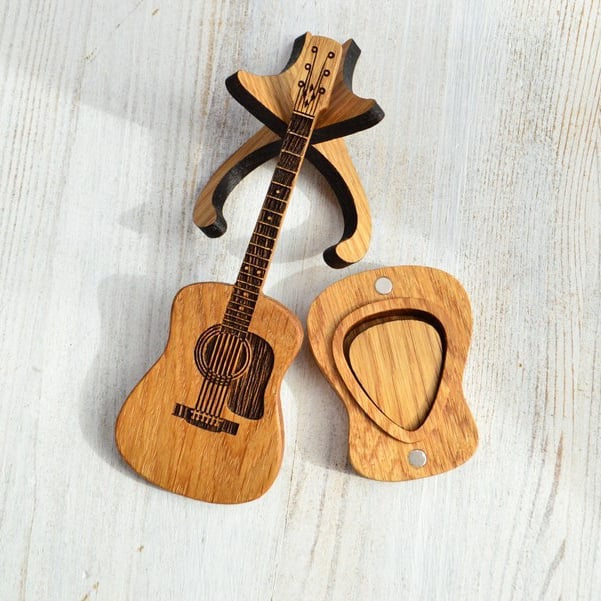 Natural Wood Guitar Pick Holder Case - Mini Acoustic Design for Musicians, Perfect Gift Idea - Image 4